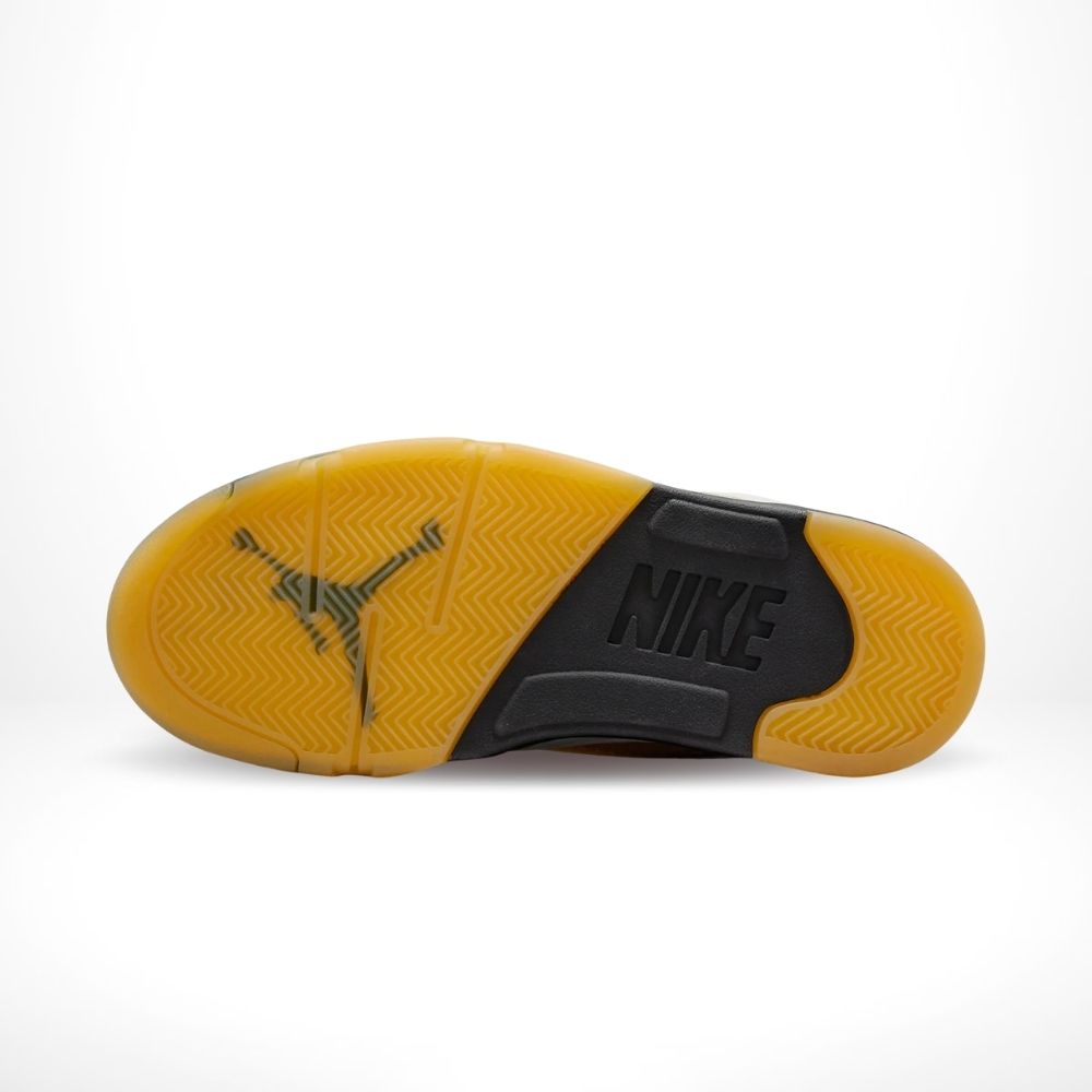 X A Ma Maniére Dawn - Air Jordan 5 Retro - product image from the listing.