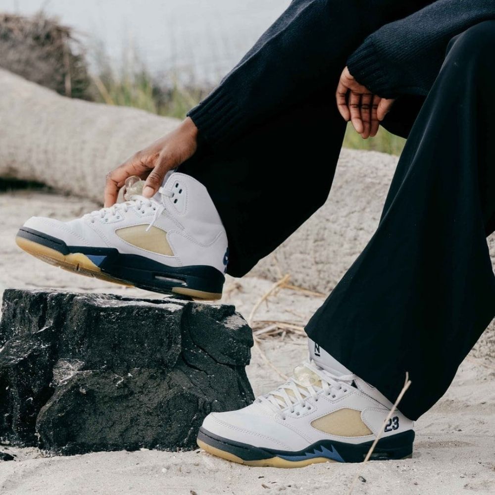 X A Ma Maniére Dawn - Air Jordan 5 Retro - product image from the listing.