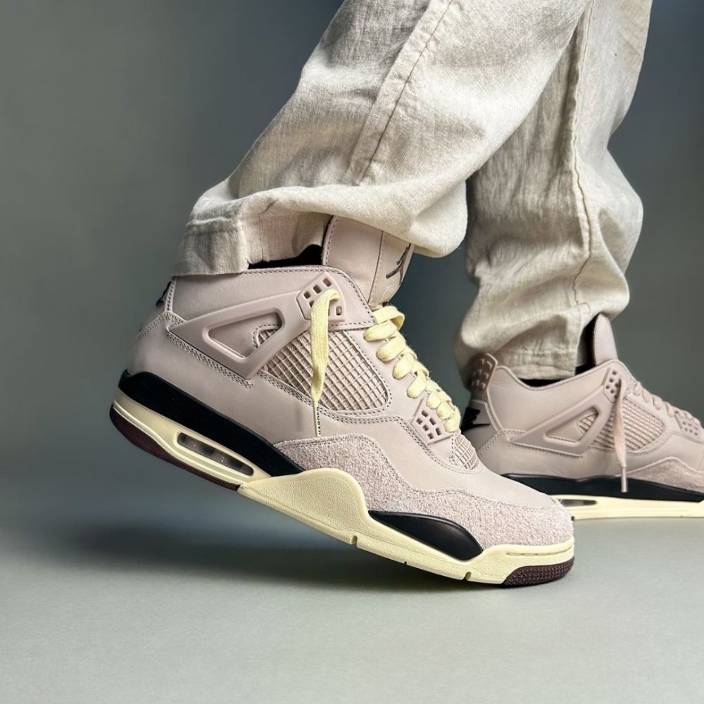 X A Ma Maniére While You Were Sleeping - Air Jordan 4 Retro - product image from the listing.
