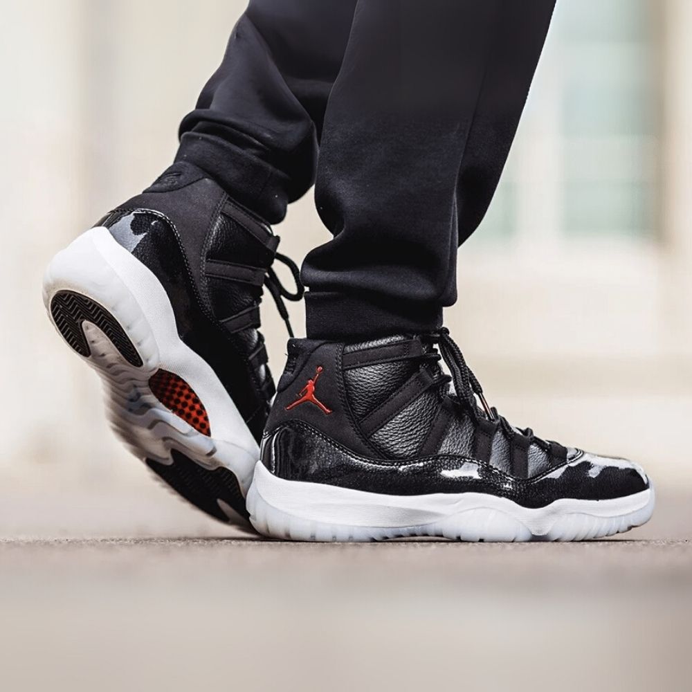 Air Jordan Retro 11 72-10 - product photo shown in the listing for this item.