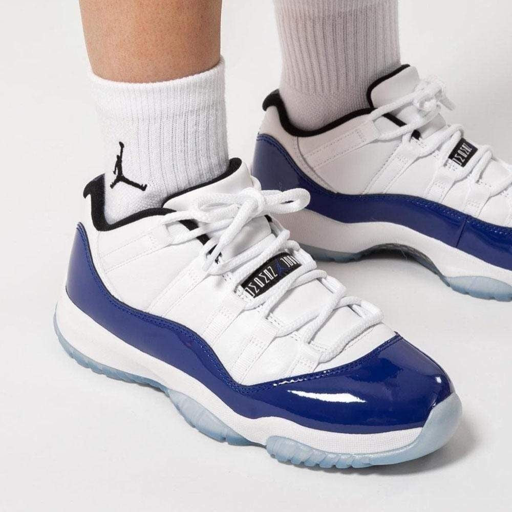 White Concord Sketch - Air Jordan 11 Retro Low - product image from the listing.
