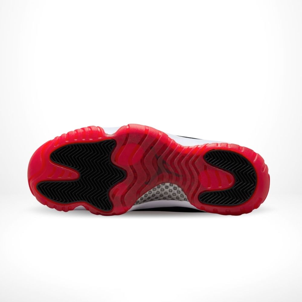 Bred Velvet - Air Jordan 11 - product image from the listing.