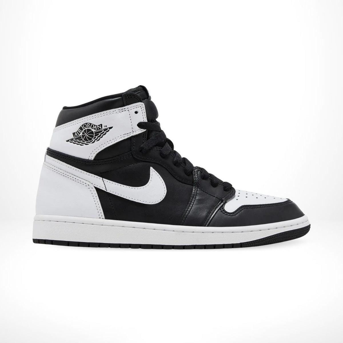 Air Jordan 1 Retro High OG in Black White - product image from the listing.