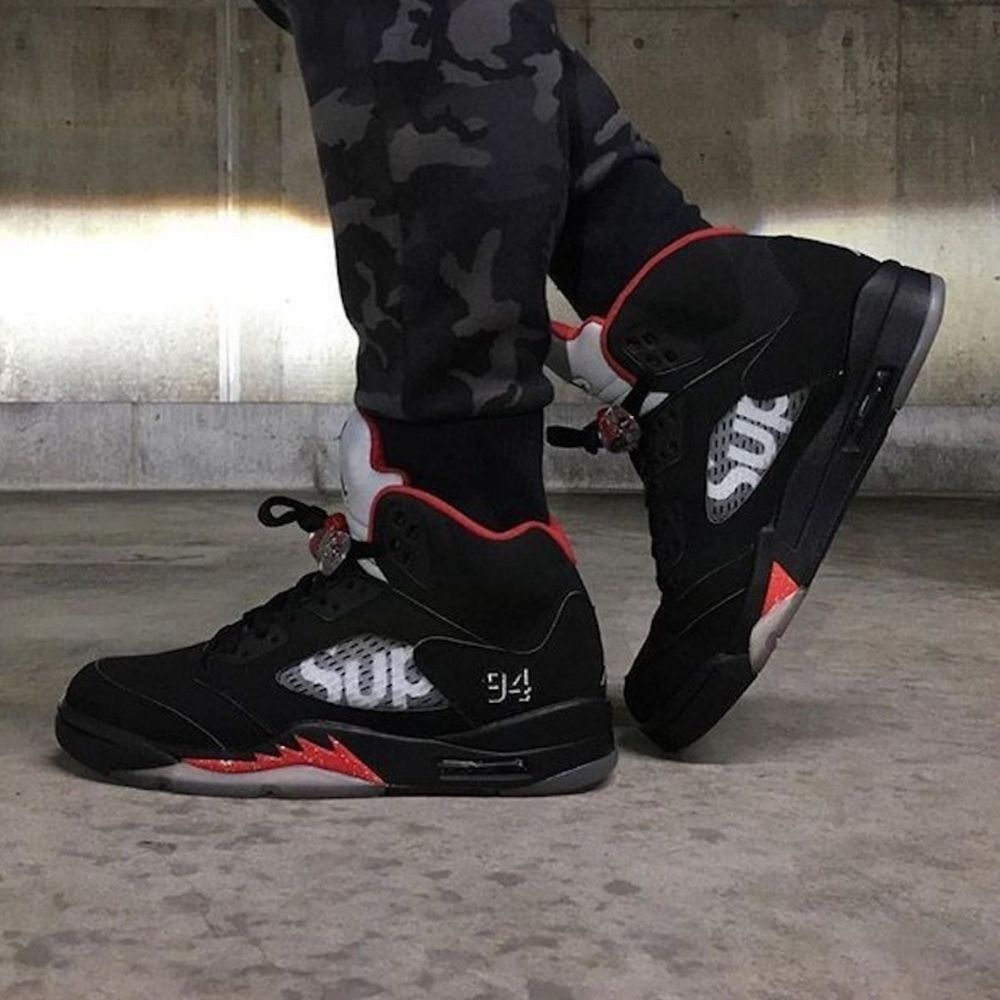 Air Jordan 5 Retro Supreme in Black Red - product image from the listing.