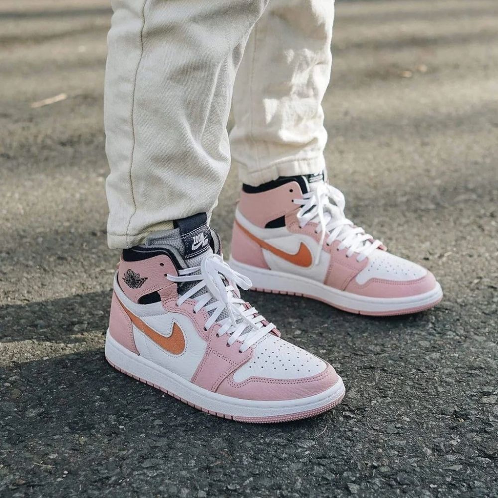 Air CMFT Pink Glaze Cactus Flower - Air Jordan 1 High Zoom - product image from the listing.