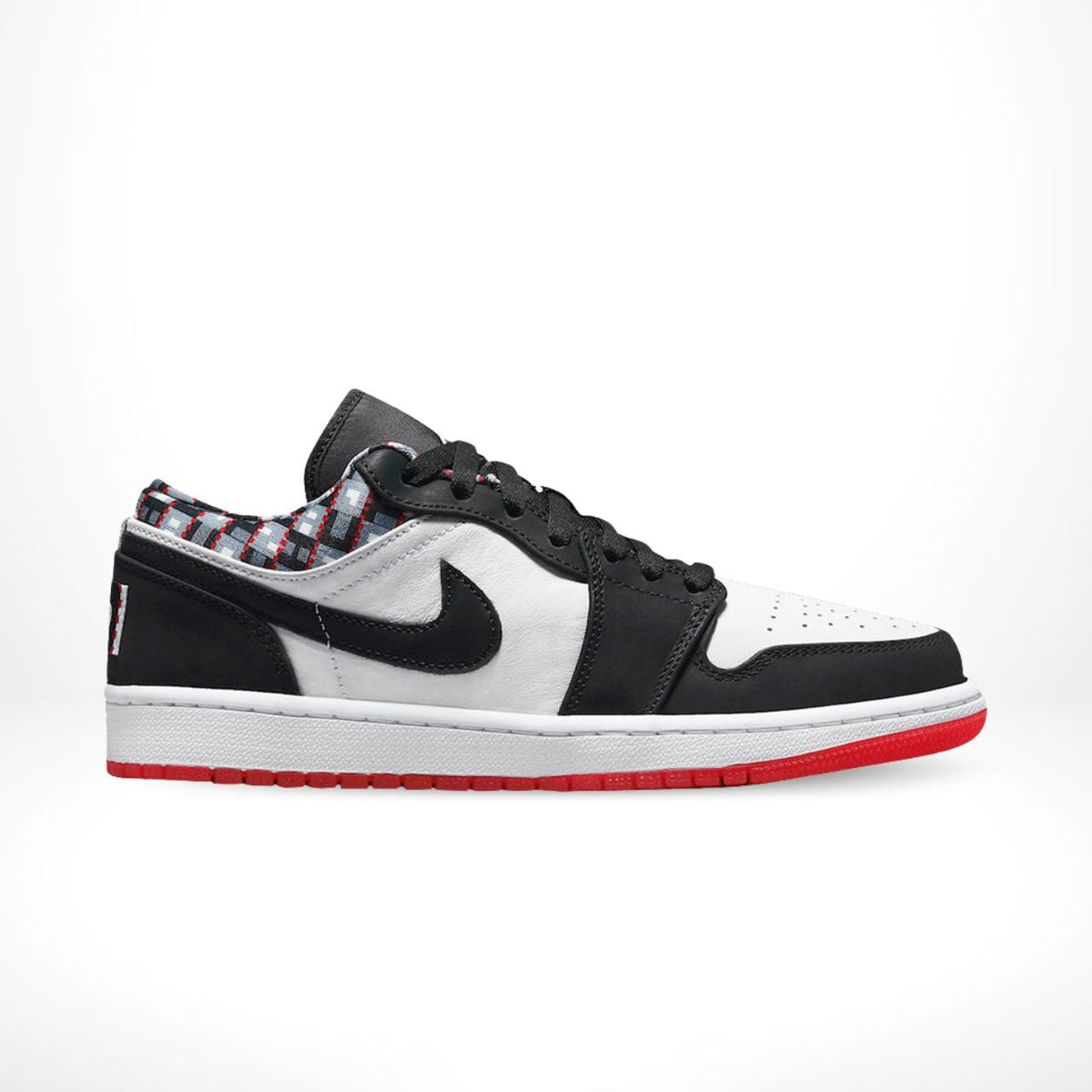 Air Jordan 1 Low Quai 54 in Black White - product image from the listing.
