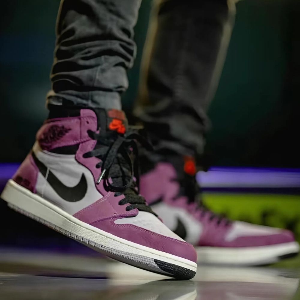 Air Jordan 1 High Element Gore-Tex in Light Bordeaux White - product image from the listing.