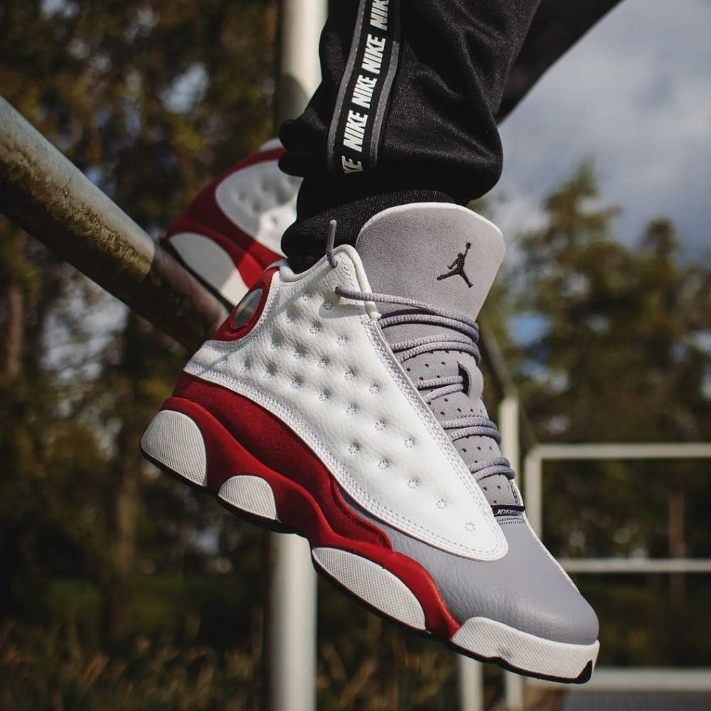 Grey Toe - Air Jordan 13 Retro 2014 - product image from the listing.