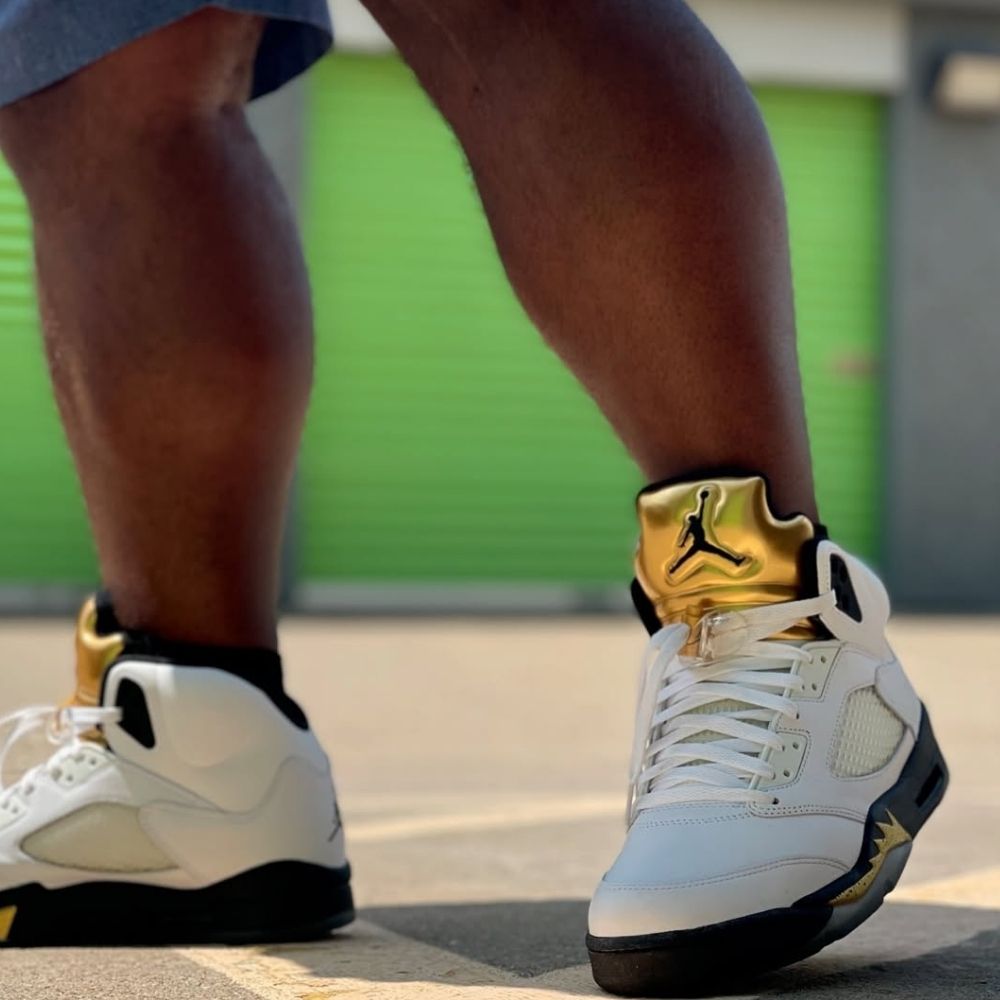 Olympic White Gold - Air Jordan 5 Retro 2016 - product image from the listing.