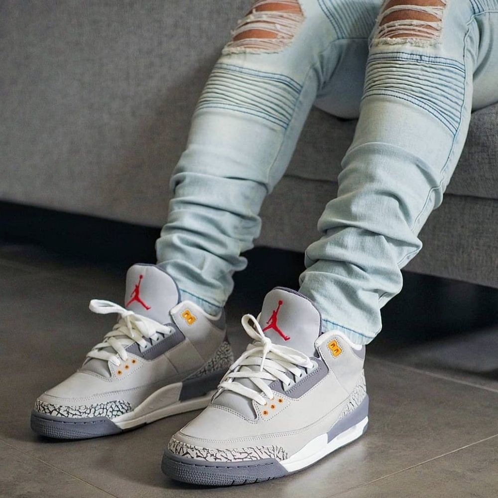 Cool Grey - Air Jordan 3 Retro 2021 - product image from the listing.