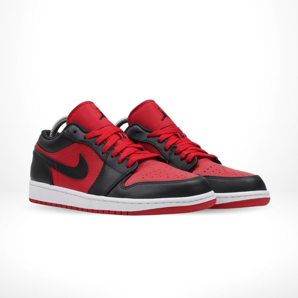 Air Jordan 1 Low Black Gym in Red - product image from the listing.