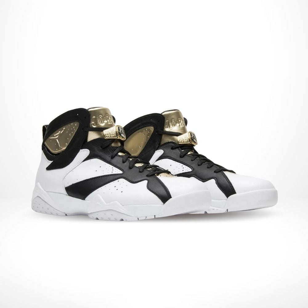 Air Jordan 7 Retro Champagne in White Gold - product image from the listing.