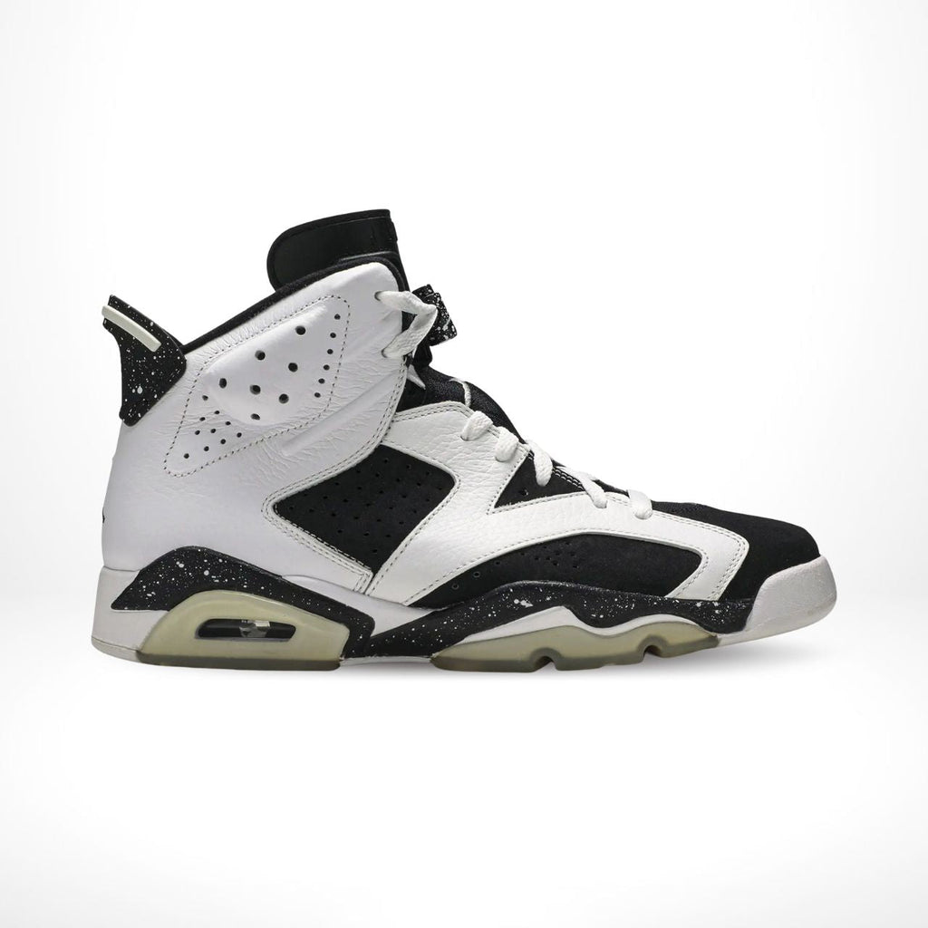 Air Jordan 6 Retro Oreo in Black White - product image from the listing.