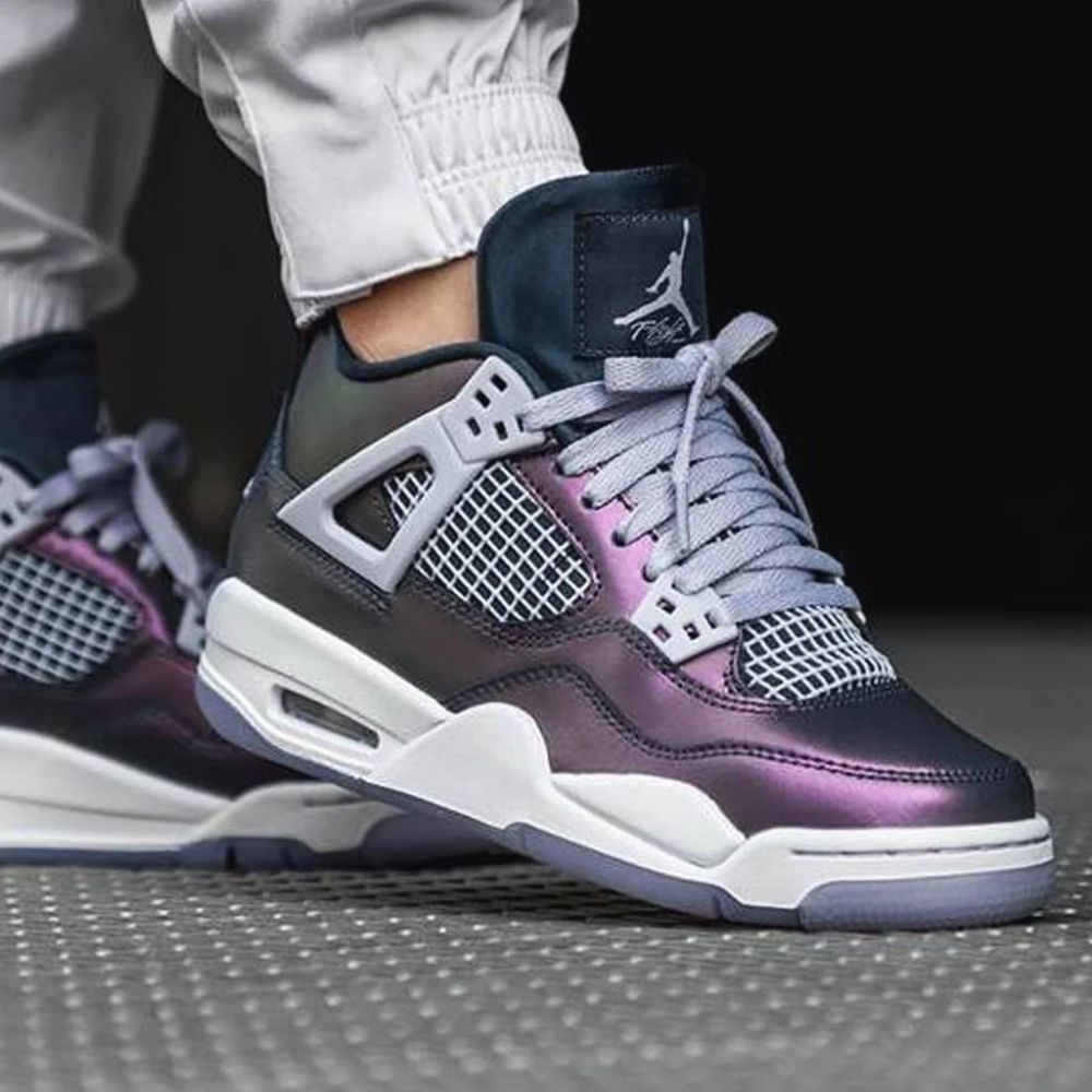 Monsoon Blue SE - Air Jordan 4 Retro - product image from the listing.