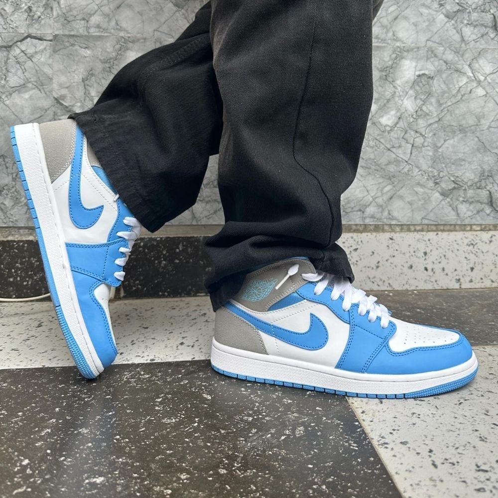 University Blue Grey SE - Air Jordan 1 Mid - product image from the listing.