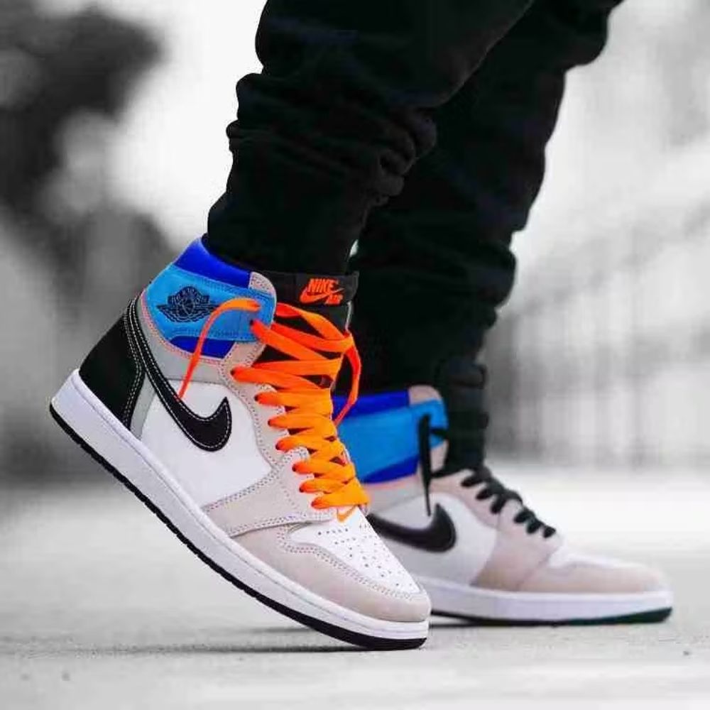 Air Jordan 1 Retro High OG Prototype in Beige White - product image from the listing.