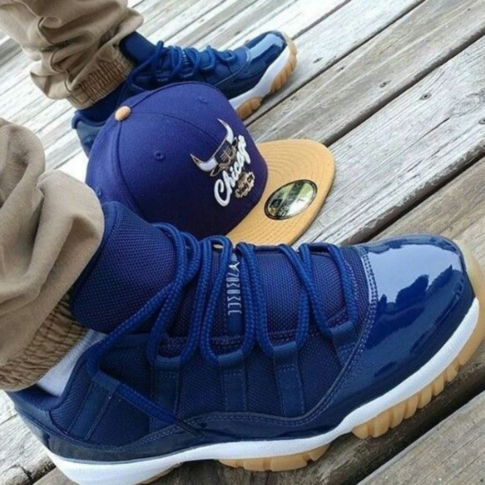 Air Jordan 11 Low in Navy Gum - product image from the listing.