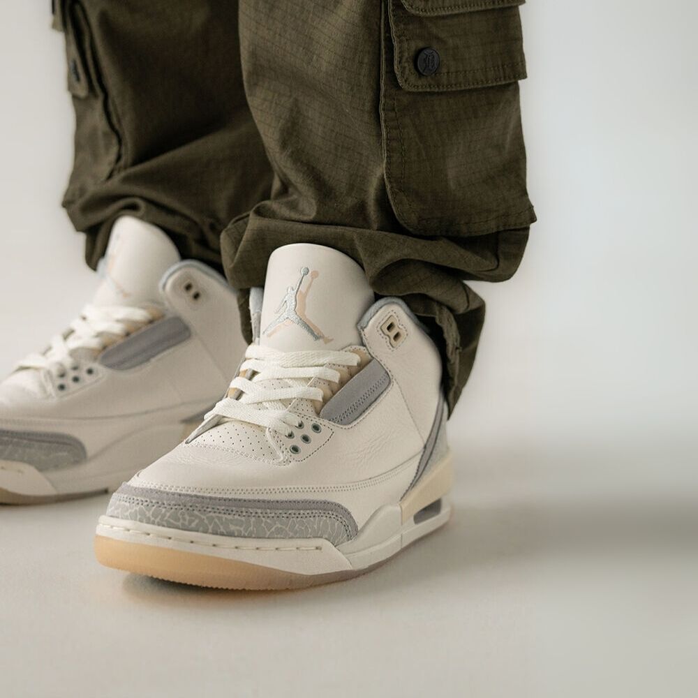 Ivory Cream SE - Air Jordan 3 Retro Craft - product image from the listing.