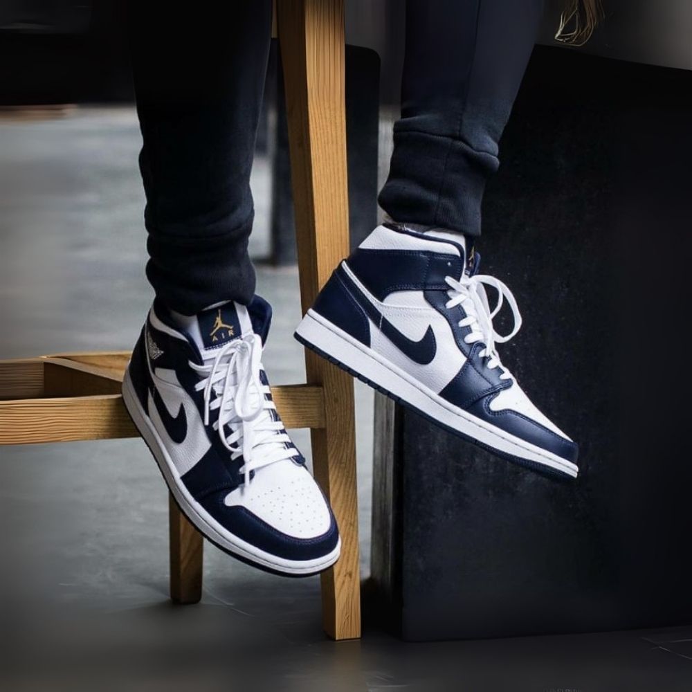 Air Jordan 1 Mid Obsidian in Blue White - product image from the listing.