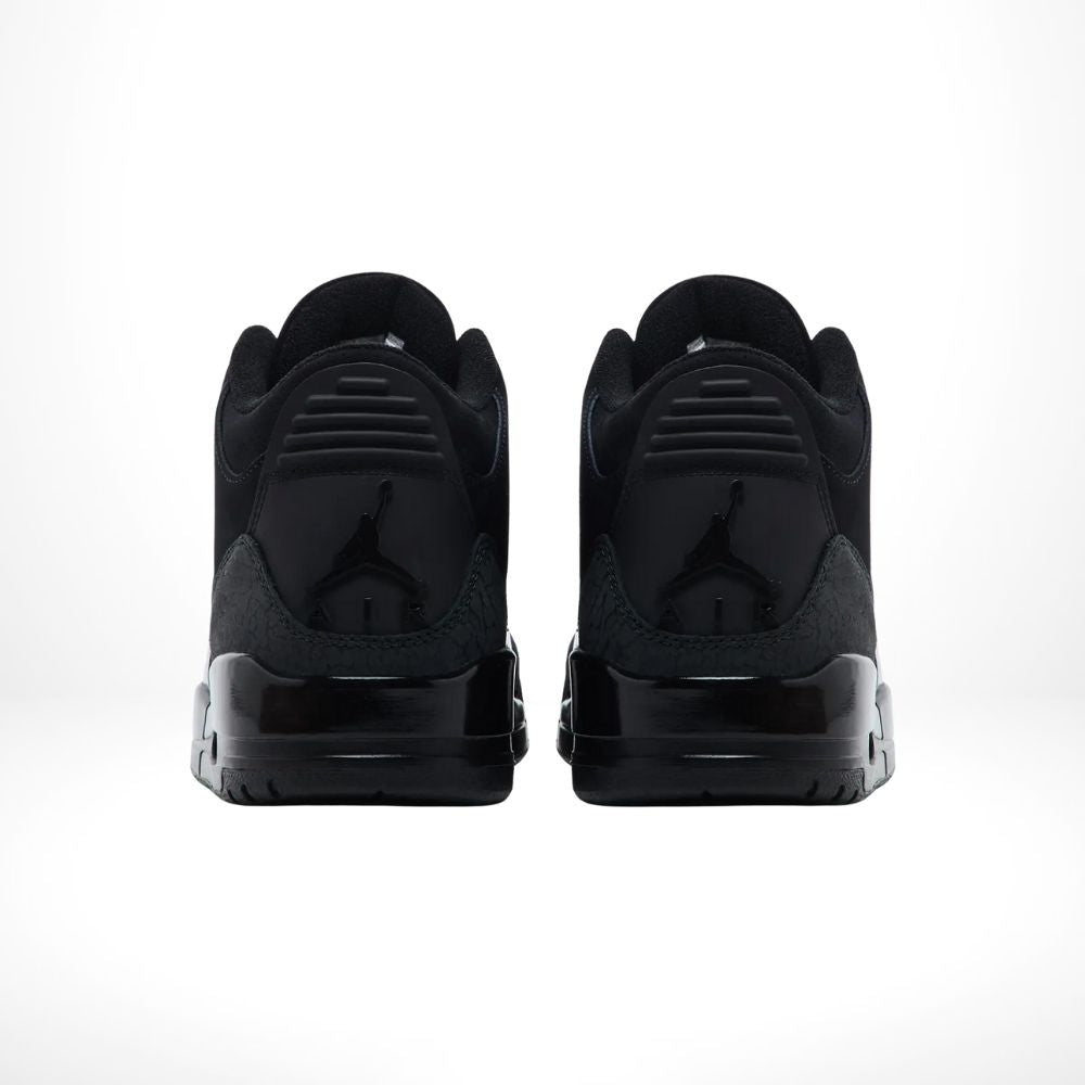 Black Cat - Air Jordan 3 Retro 2025 - product image from the listing.