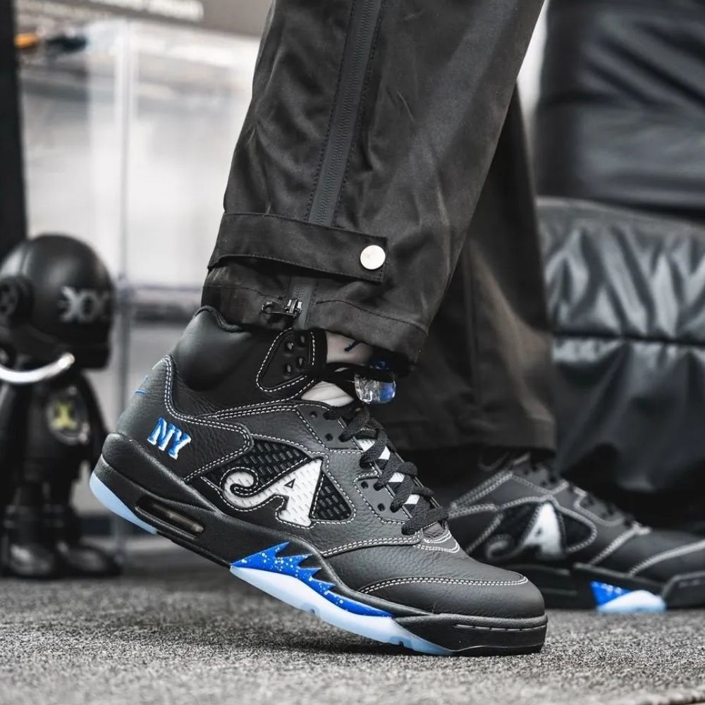 Air Jordan 5 X Awake NY Racer in Blue - product image from the listing.