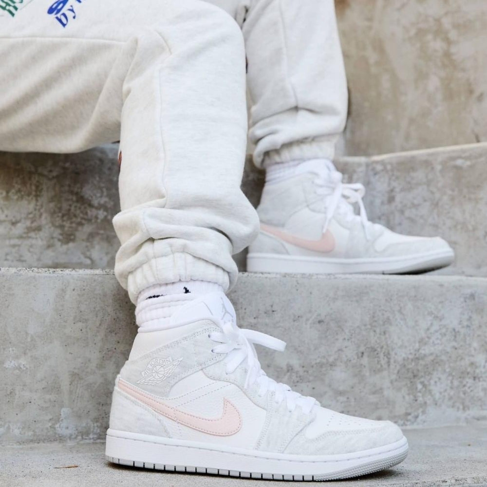 Light Iron Ore - Air Jordan 1 Mid SE - product image from the listing.