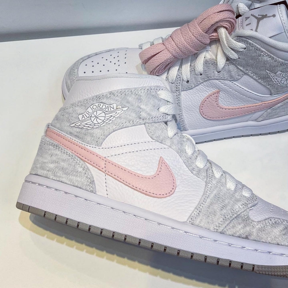 Light Iron Ore - Air Jordan 1 Mid SE - product image from the listing.