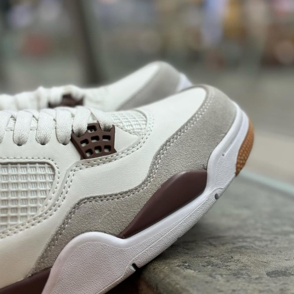 Air Jordan 4 X Nike SB in Mocha - product image from the listing.