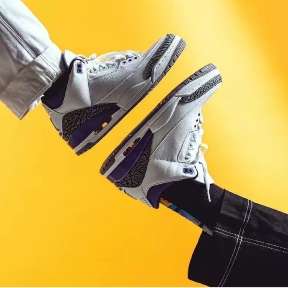Dark Iris - Air Jordan 3 Retro - product image from the listing.