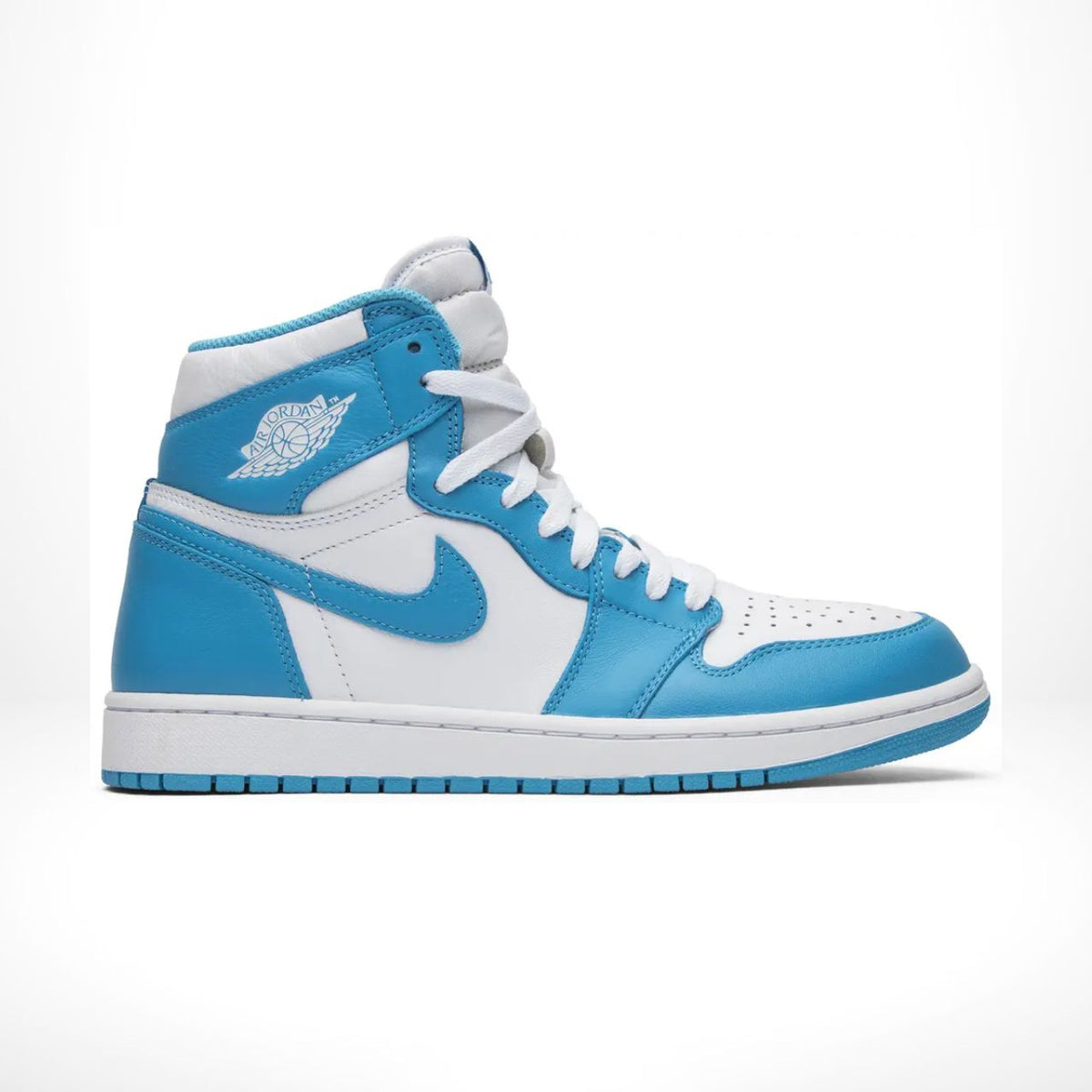 Air Jordan 1 Retro High OG UNC Powder in Blue - product image from the listing.