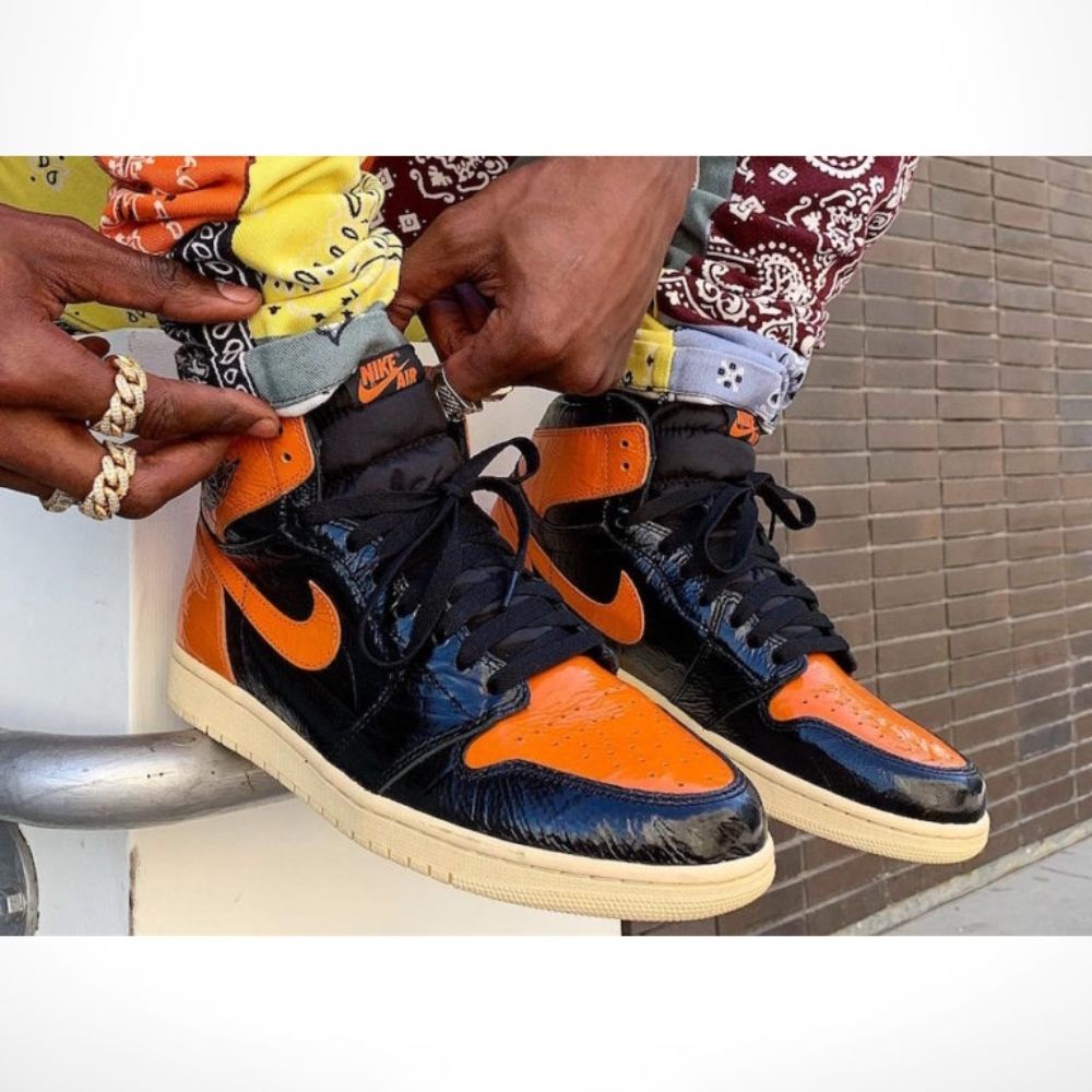 Shattered Backboard 3.0 - Air Jordan 1 Retro High - product image from the listing.