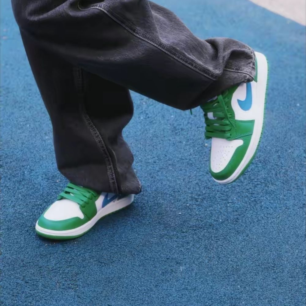 Air Jordan 1 Low Lucky in Green - product image from the listing.