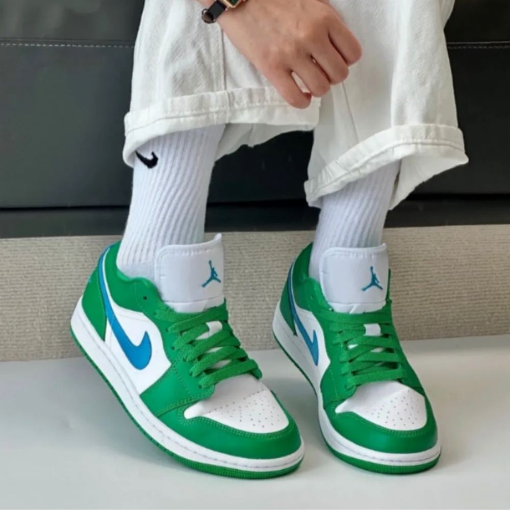 Air Jordan 1 Low Lucky in Green - product image from the listing.
