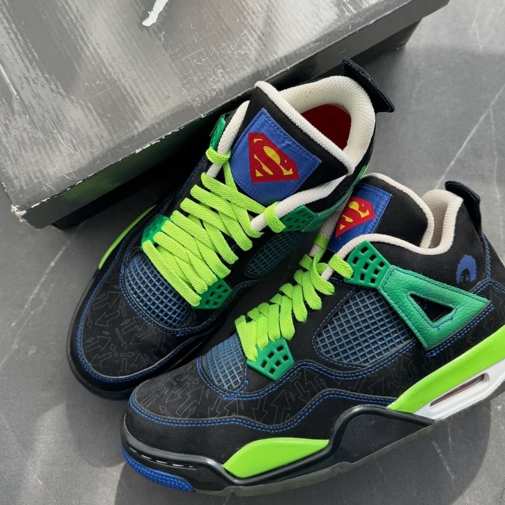 Air Jordan 4 Retro Doernbecher in Lime - product image from the listing.