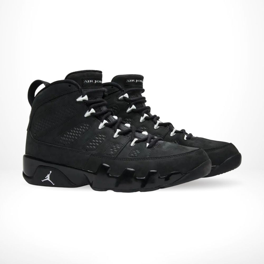 Air Jordan 9 Retro Oregon Ducks in Black - product image from the listing.