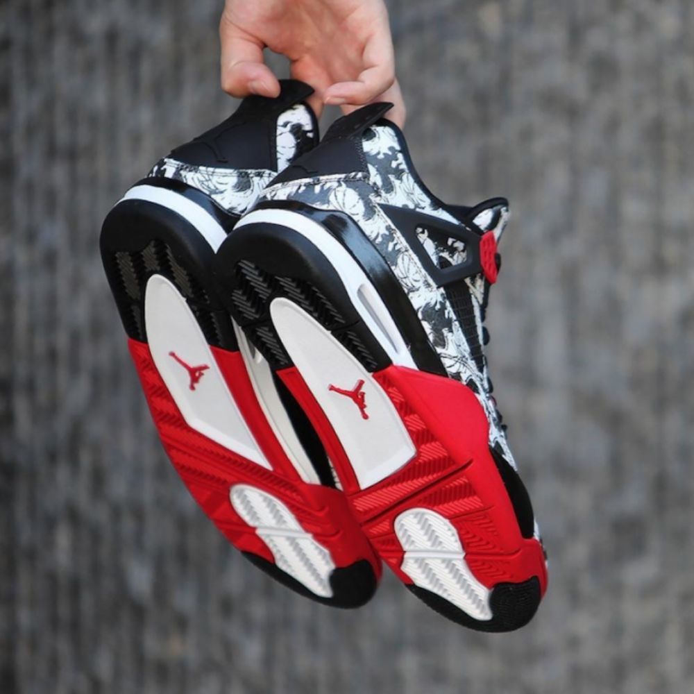 Air Jordan 4 Retro Tattoo Fire in Red - product image from the listing.