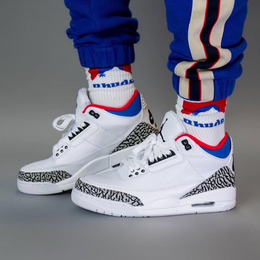 Seoul - Air Jordan 3 Retro - product image from the listing.