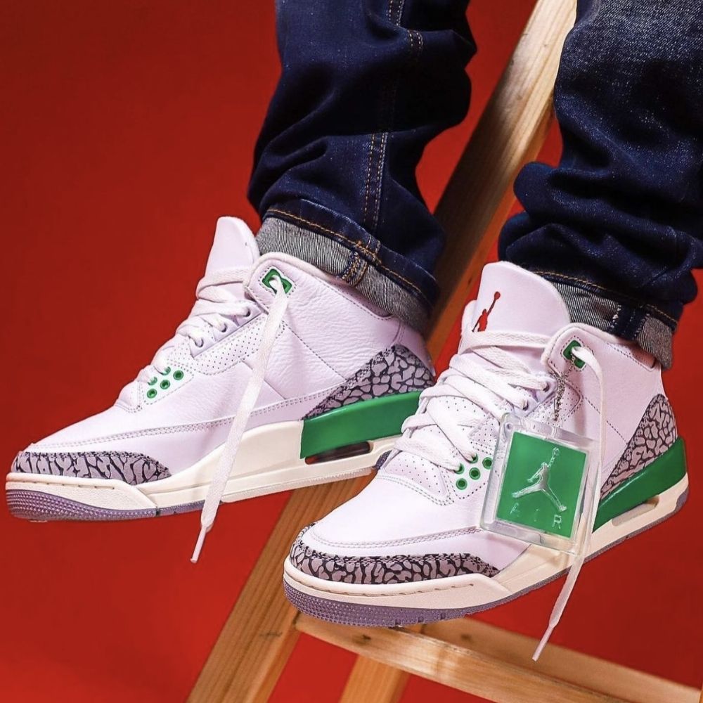 Air Jordan 3 Retro Lucky in Green - product image from the listing.