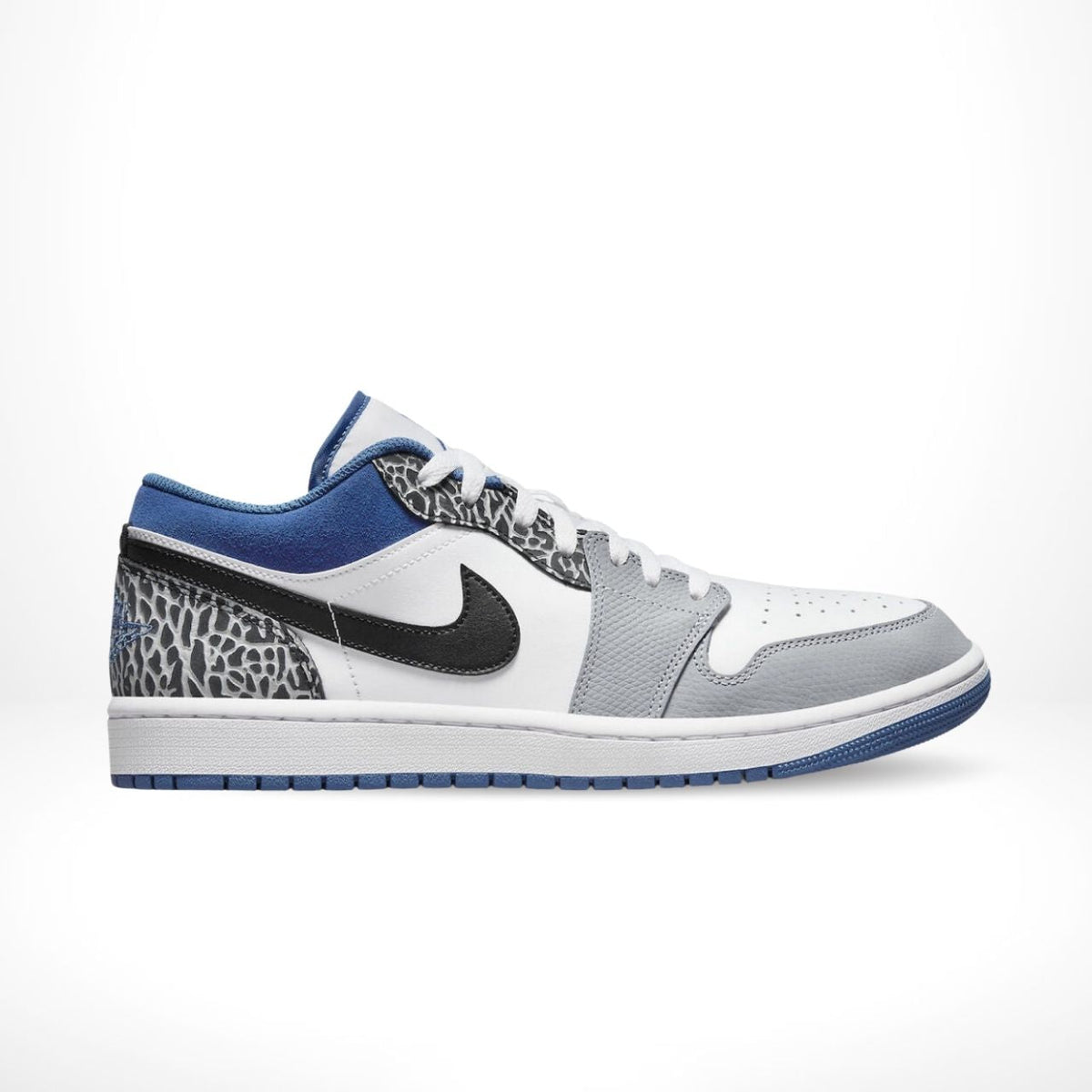 Air Jordan 1 Low SE True in Blue - product image from the listing.