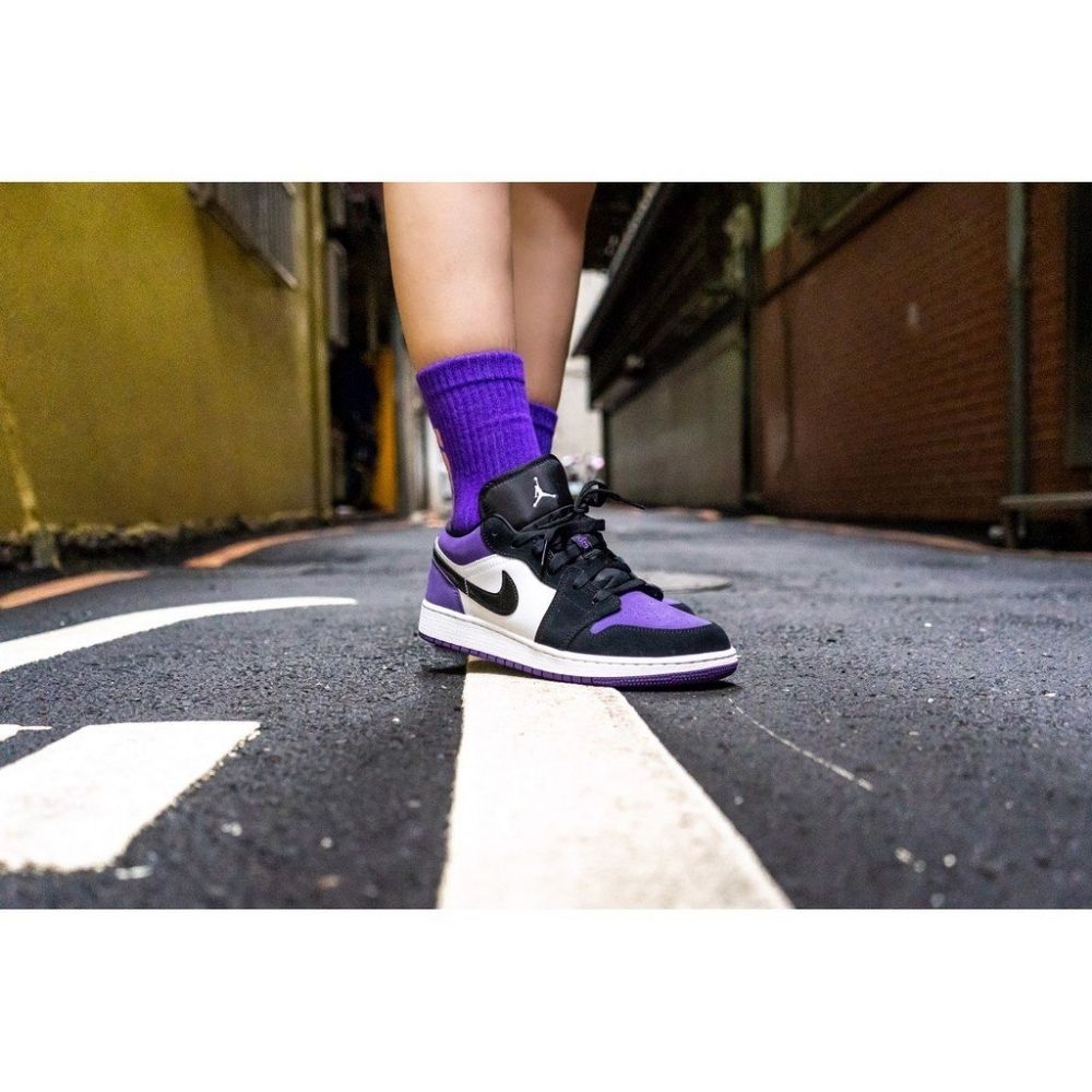 Air Jordan 1 Low Court in Purple Black - product image from the listing.