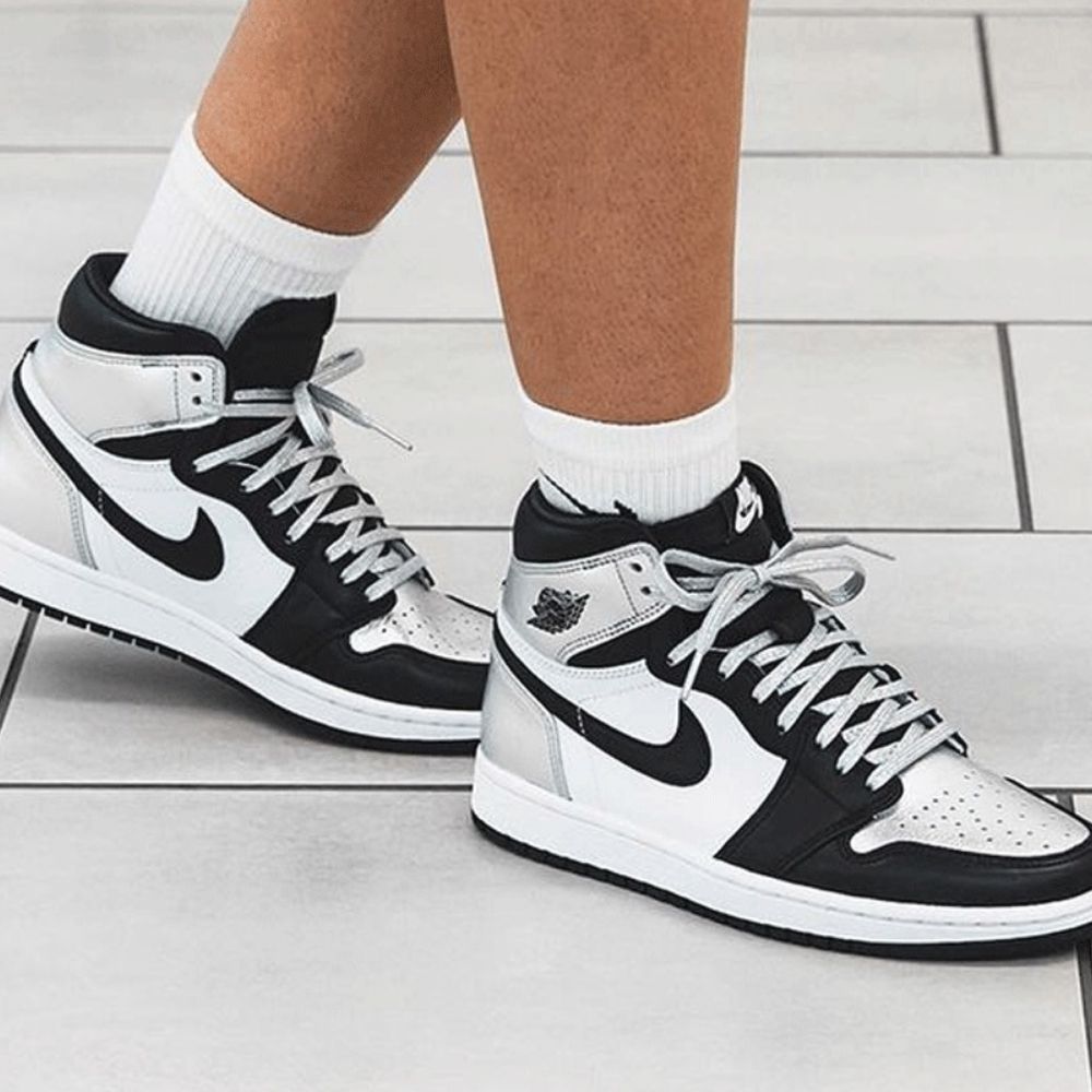 Silver Toe - Air Jordan 1 High OG - product image from the listing.