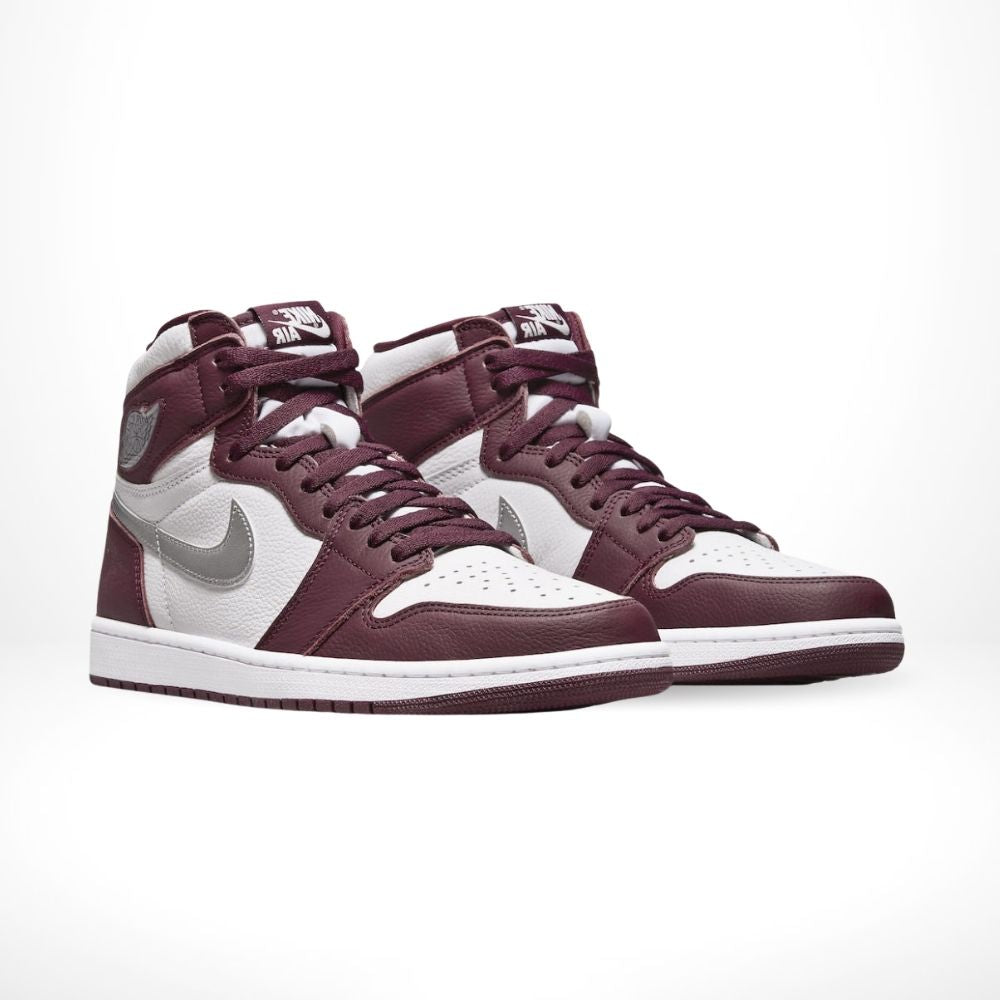 Air Jordan 1 Retro High OG in Bordeaux - product image from the listing.
