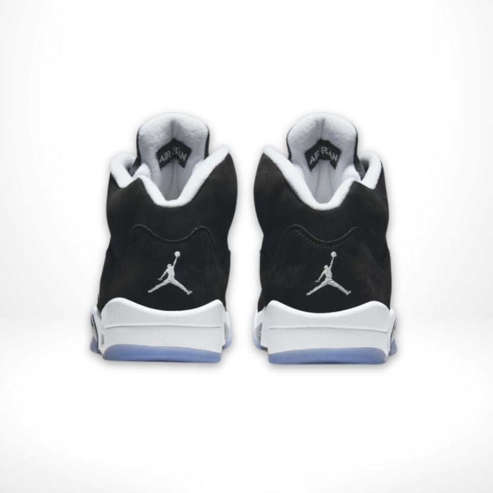 Oreo Black White - Air Jordan 5 Retro 2021 - product image from the listing.