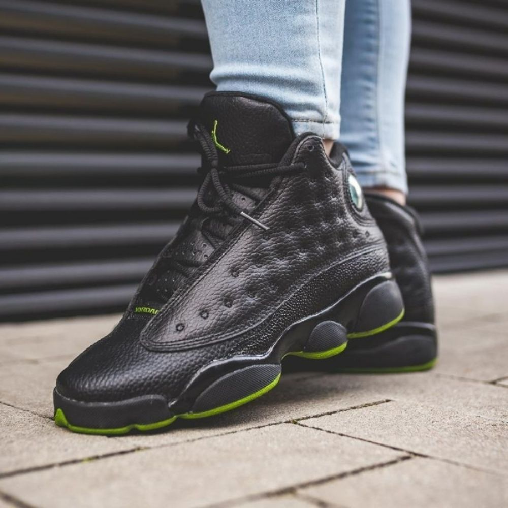 Air Jordan 13 Retro Altitude in Black Green - product image from the listing.