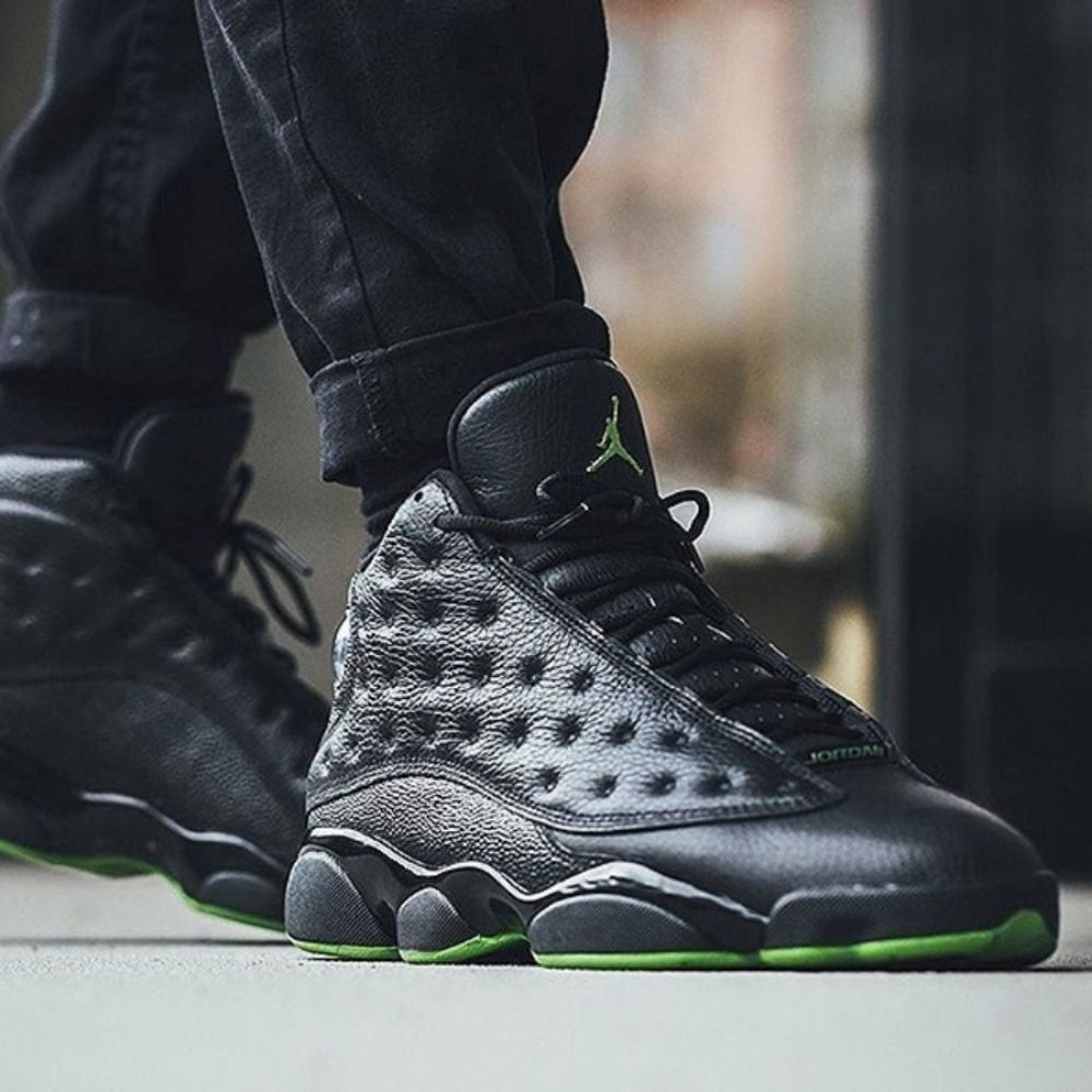 Air Jordan 13 Retro Altitude in Black Green - product image from the listing.
