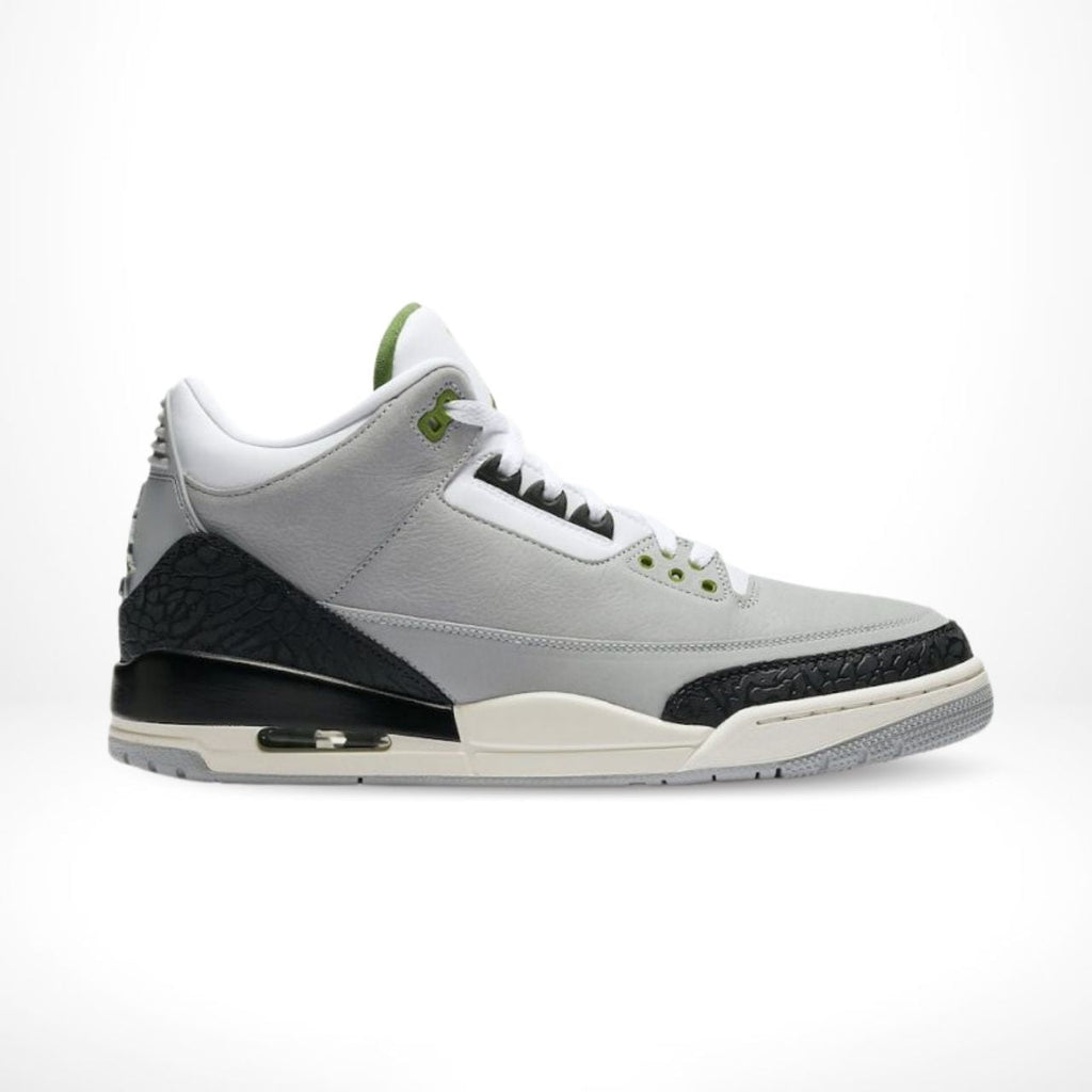 Air Jordan 3 Retro Chlorophyll in Grey Black - product image from the listing.