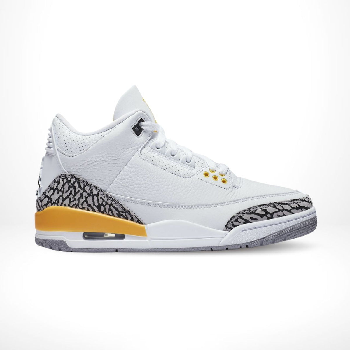 Air Jordan 3 Retro Laser in Orange - product image from the listing.