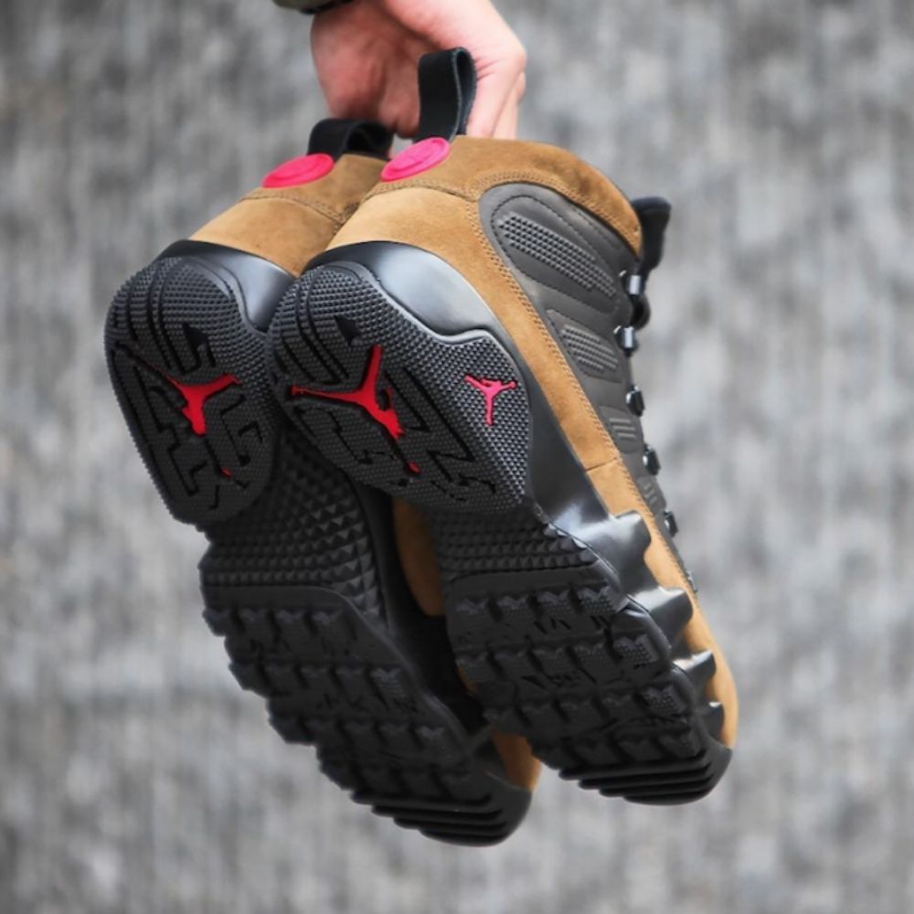 Air Jordan 9 Retro in Olive Black - product image from the listing.