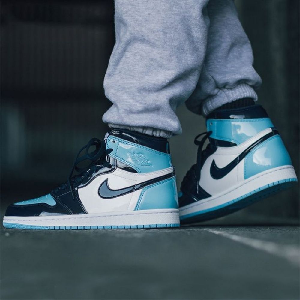 Blue Chill - Air Jordan 1 Retro High OG - product image from the listing.
