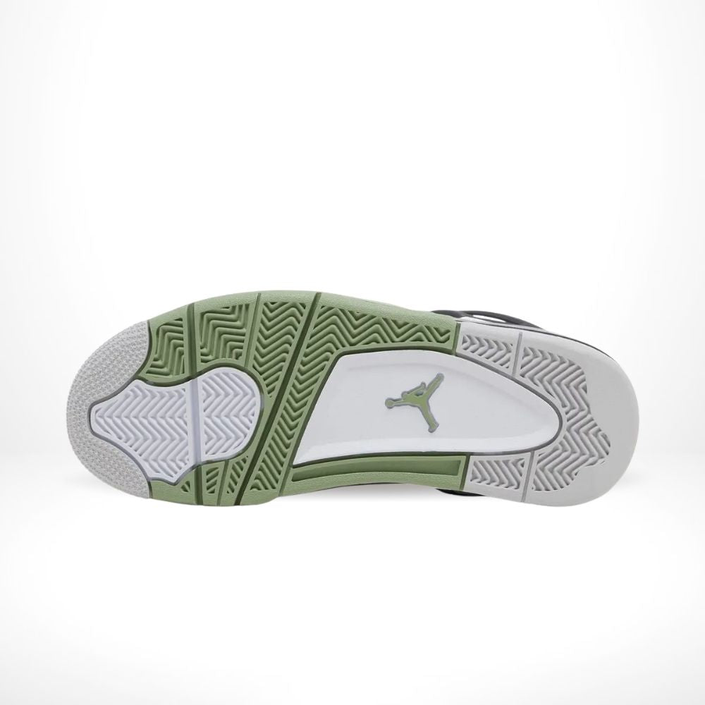 Air Jordan 4 Retro Seafoam in Green - product image from the listing.